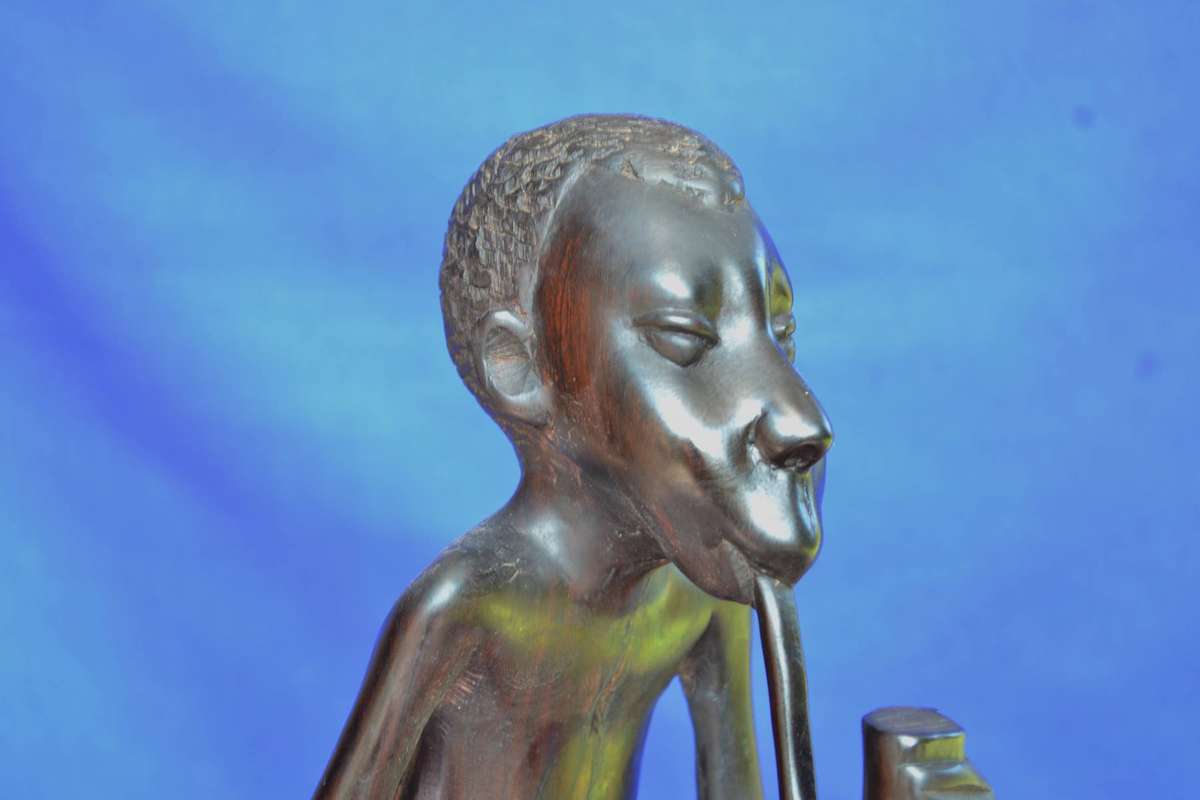Vintage East African Carving, Man Smoking a Pipe