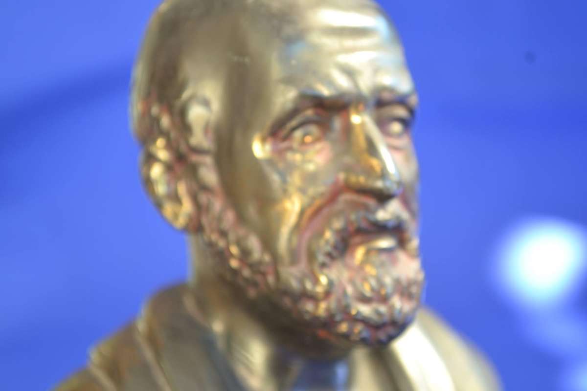 Hippocrates Bust Ornament