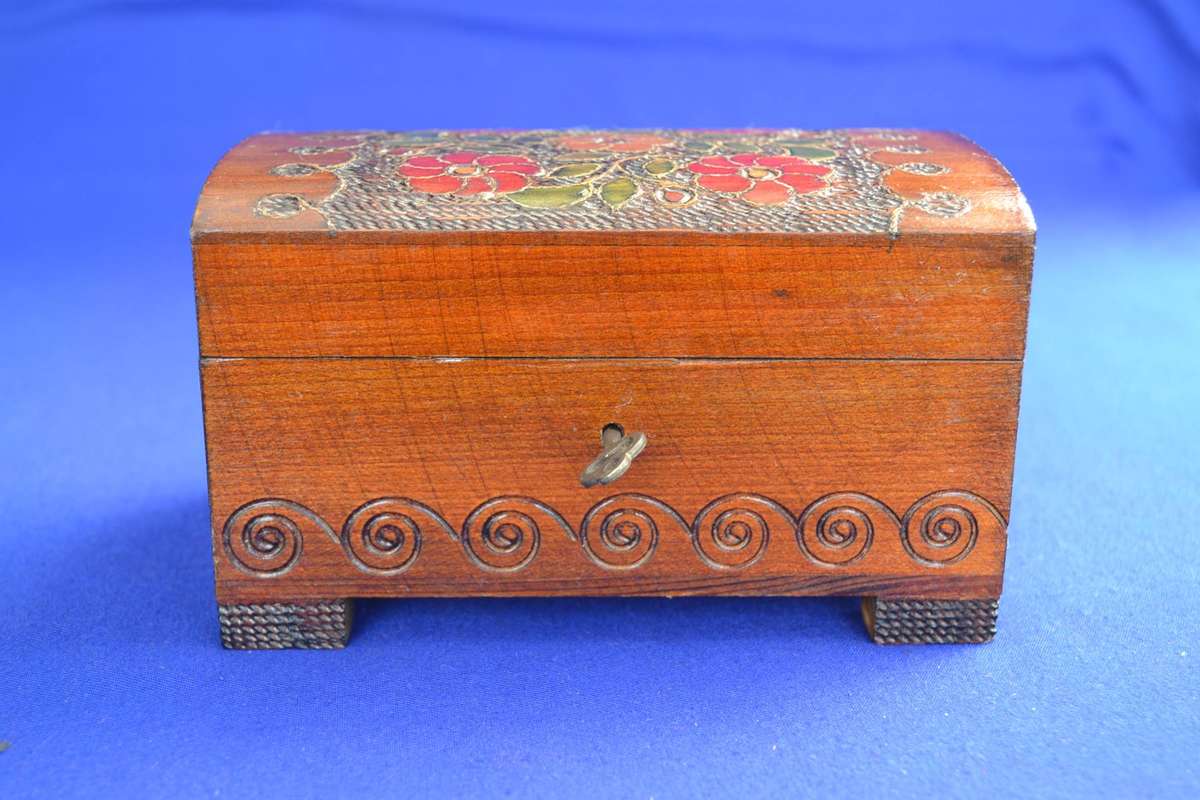 Vintage Polish Wood With Brass Inlay Folk Art Trinket / Jewelry Box