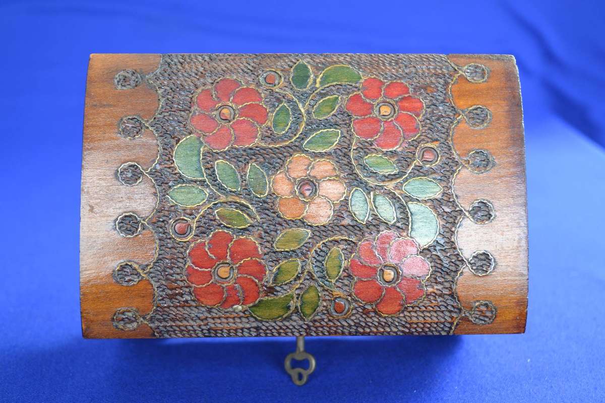 Vintage Polish Wood With Brass Inlay Folk Art Trinket / Jewelry Box