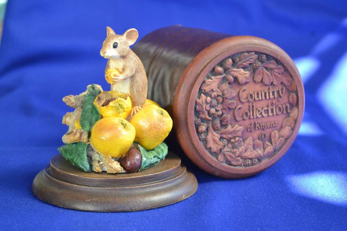 Collectable "Country Collection of Knysna" Limited Edition Country Mice