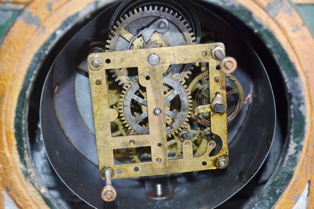 Vintage Very Rare Metal Cowboy Mantle Clock