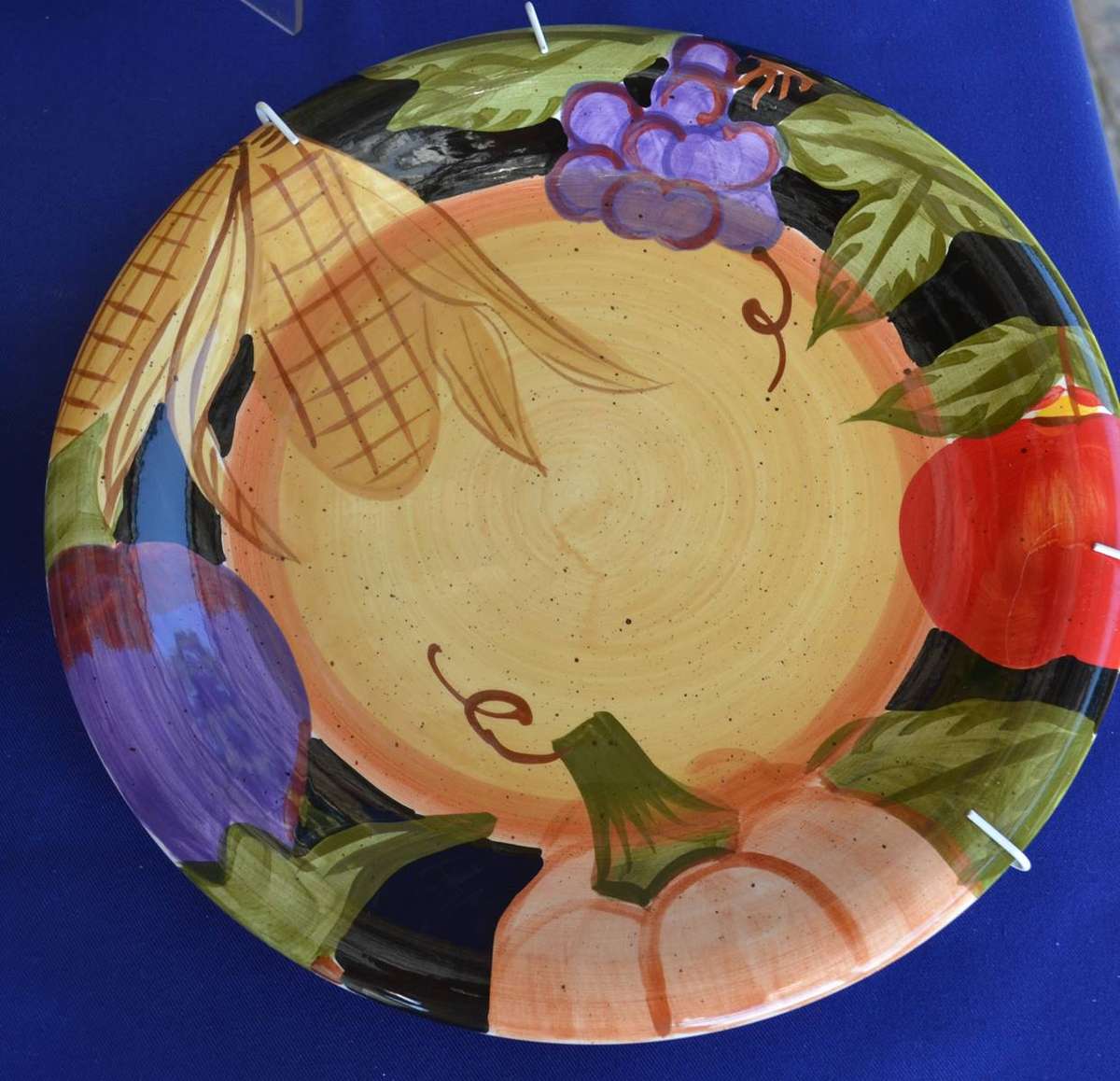 Decorative Wall plates - 3 Pieces