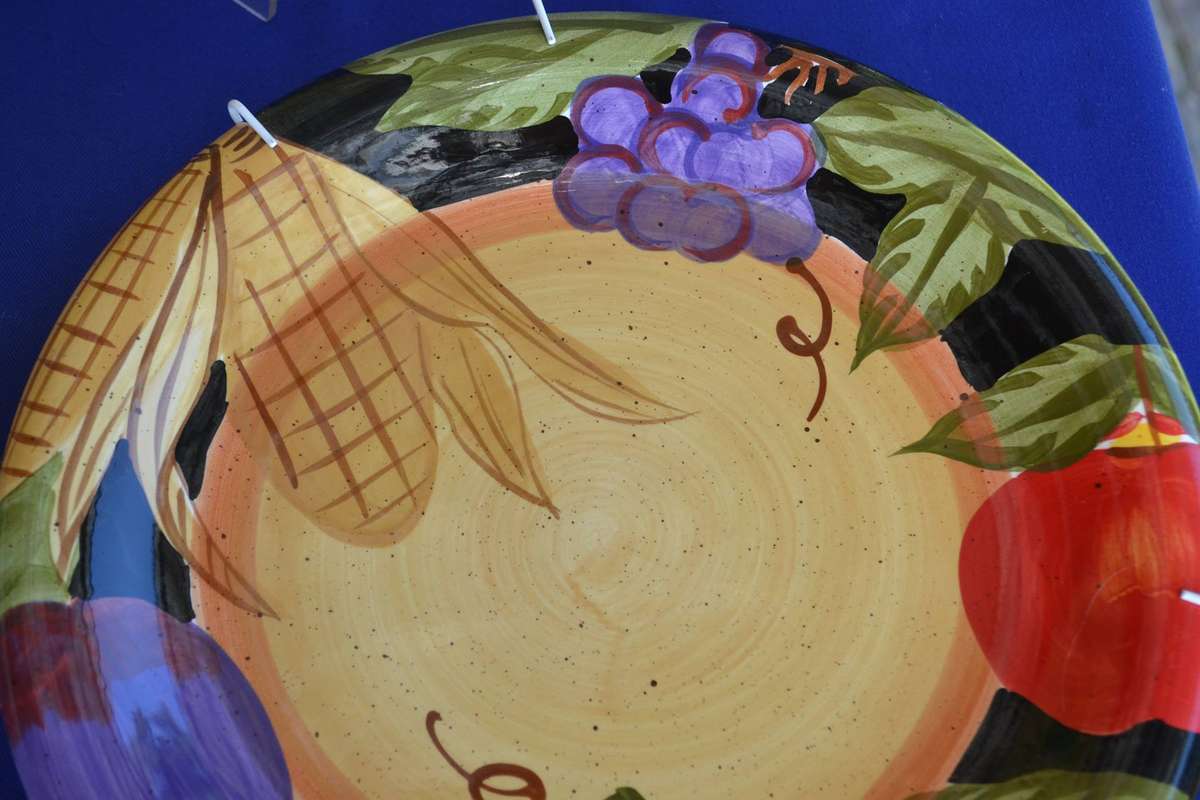 Decorative Wall plates - 3 Pieces