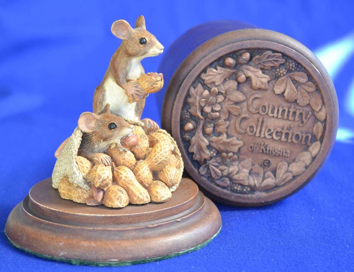 Collectable "Country Collection of Knysna" Limited Edition Country Mice