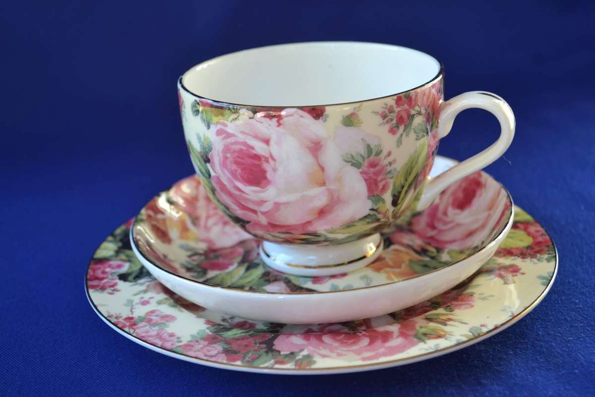 Maxwell & Williams Rambling Rose Tea Trio