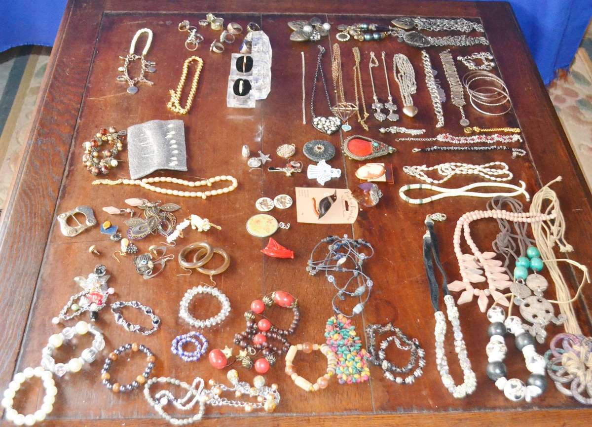 Large Selection of Assorted Vintage and Costume Jewellery
