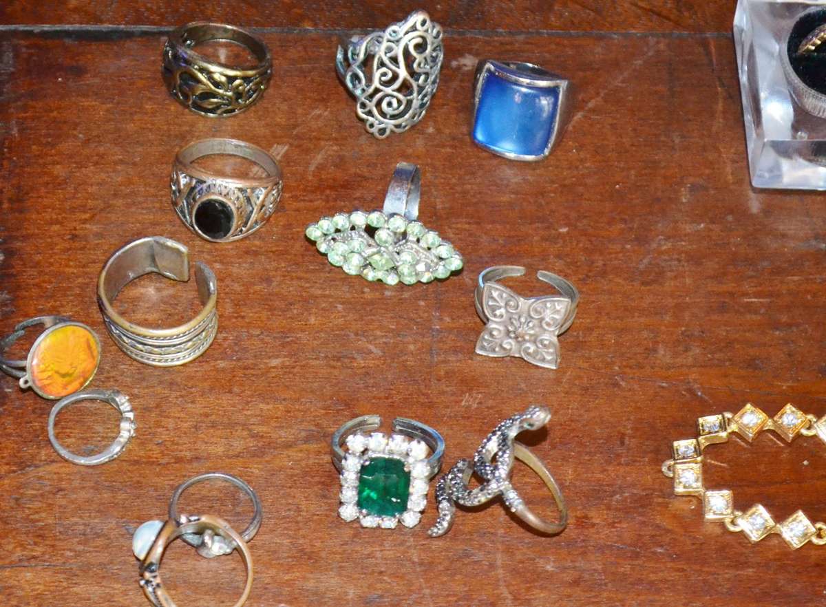 Large Selection of Assorted Vintage and Costume Jewellery