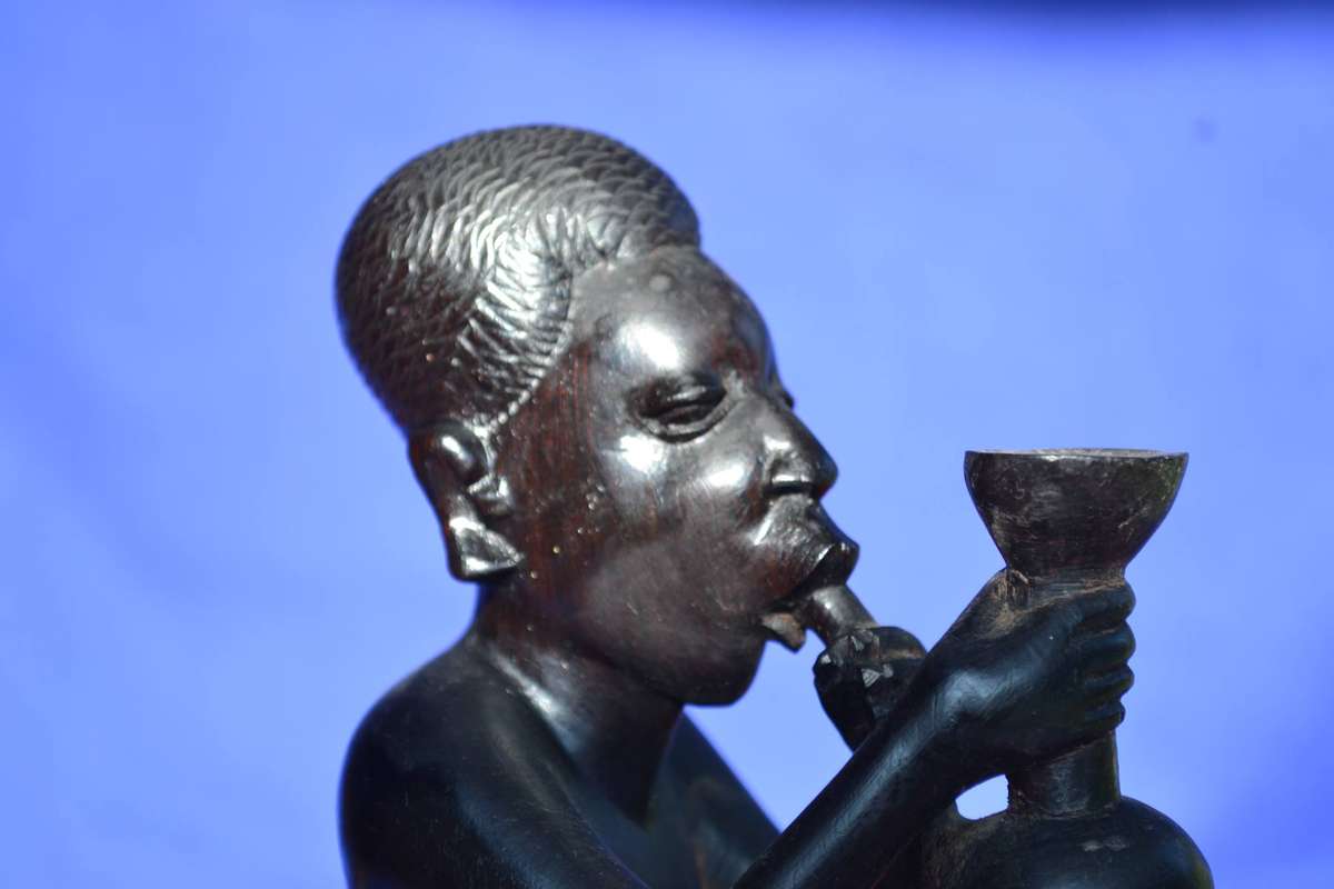 Vintage hard Wood Carving - Man Smoking a Pipe