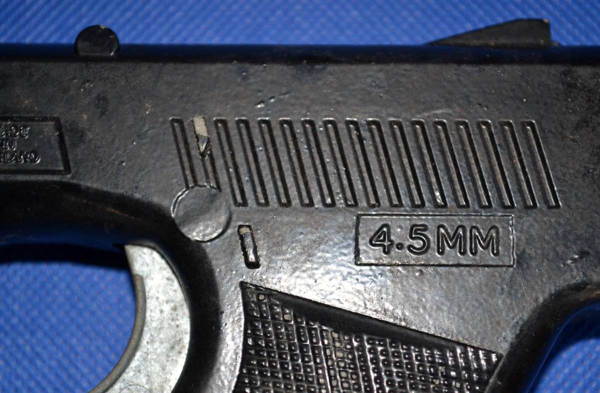 Vintage Wasp G.50/80 Air Pistol in Original Box