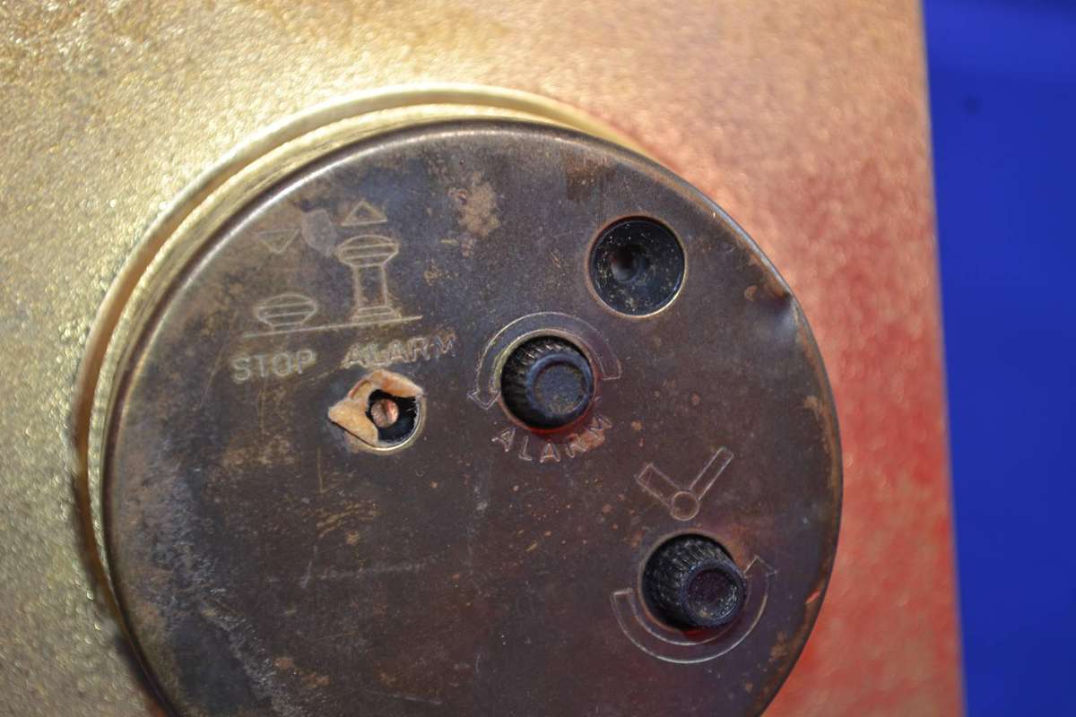 Gruen Quartz Octagon Table Alarm Clock - Vintage - West Germany