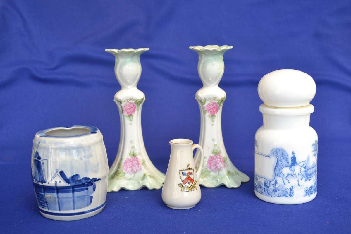Assorted Vintage Porcelain Items - 5 Pieces