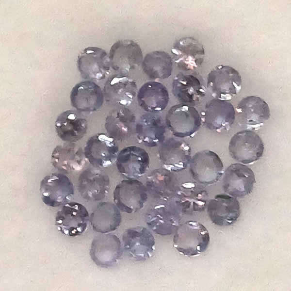Tanzanite Parcel of 34 - Violet Round Cut - 1,51cts