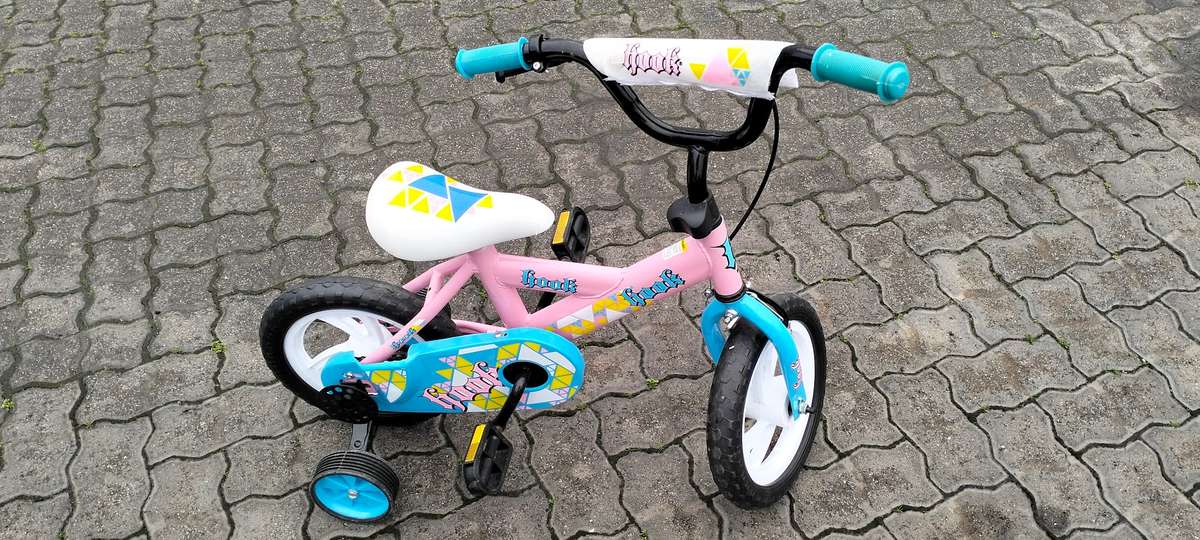 12 INCH KIDS BICYCLE