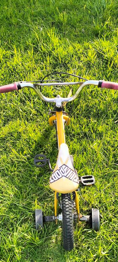 12 INCH KIDS BICYCLE