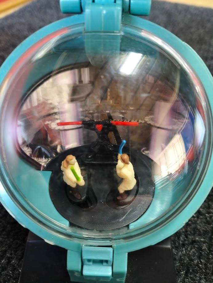 STAR WARS COLLECTIBLES