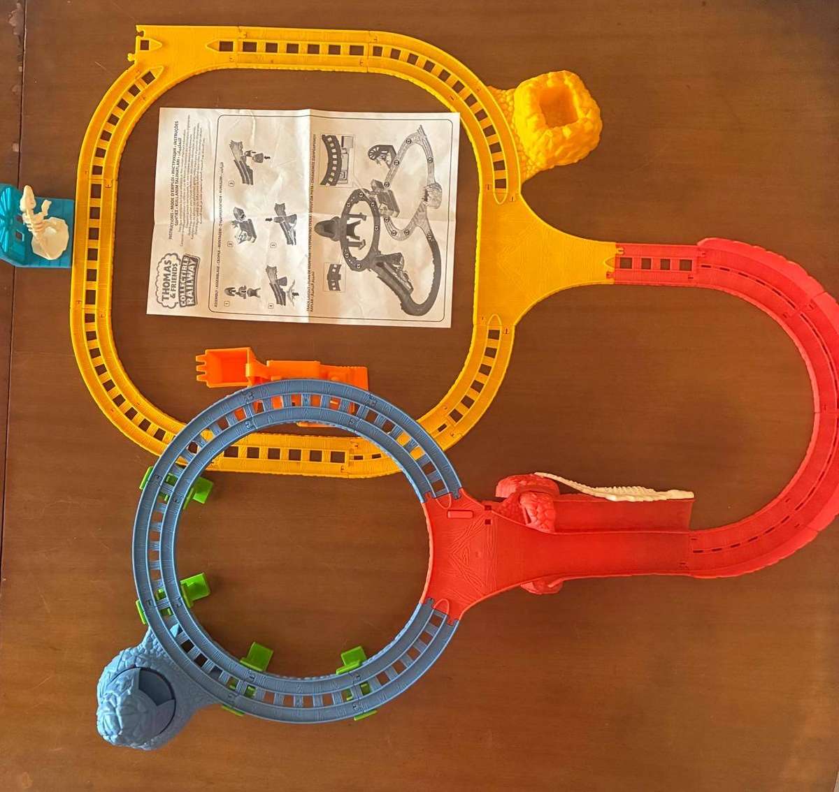 9 Thomas and friends Railway track collection with expansion pack and add-ons