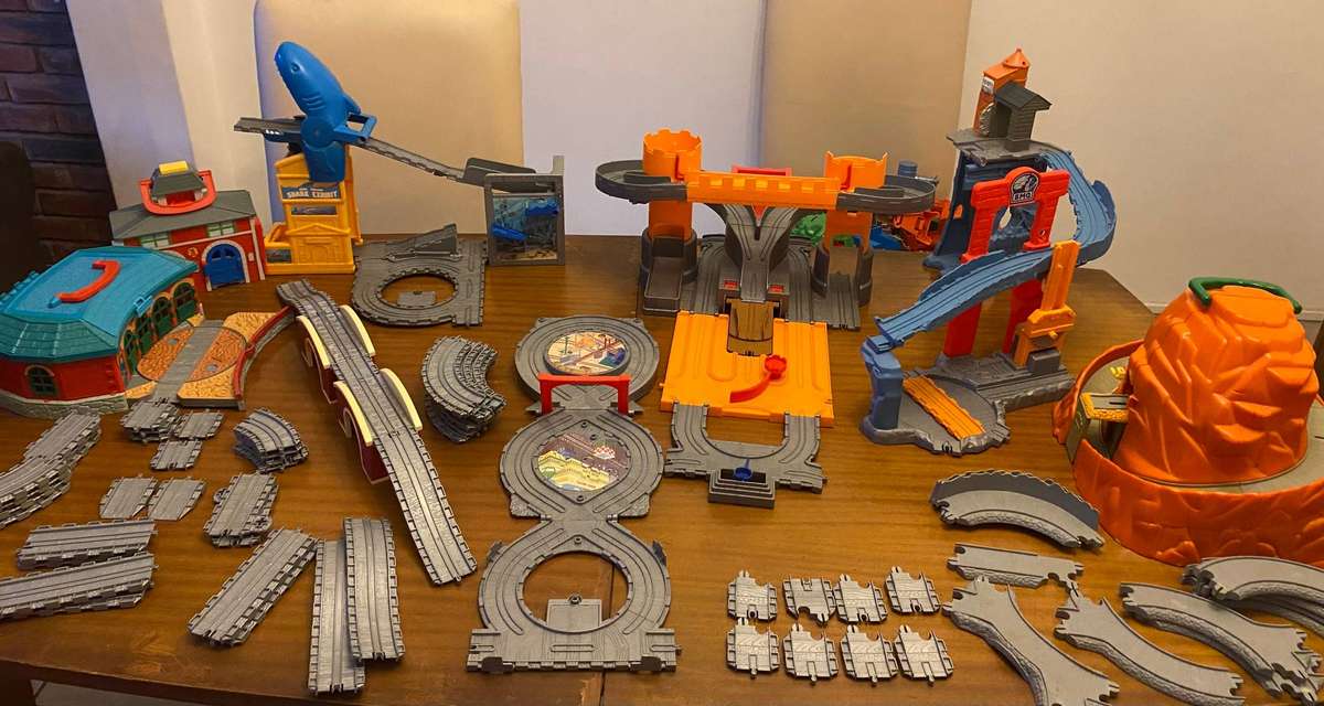 Thomas and Friends Mix and Match Railway Track set