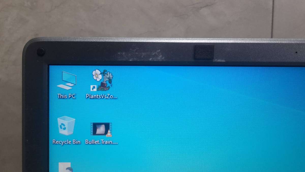 Dixon Laptop / Celeron / 4GB RAM / 120GB SSD / 15.6: LED / Win 10