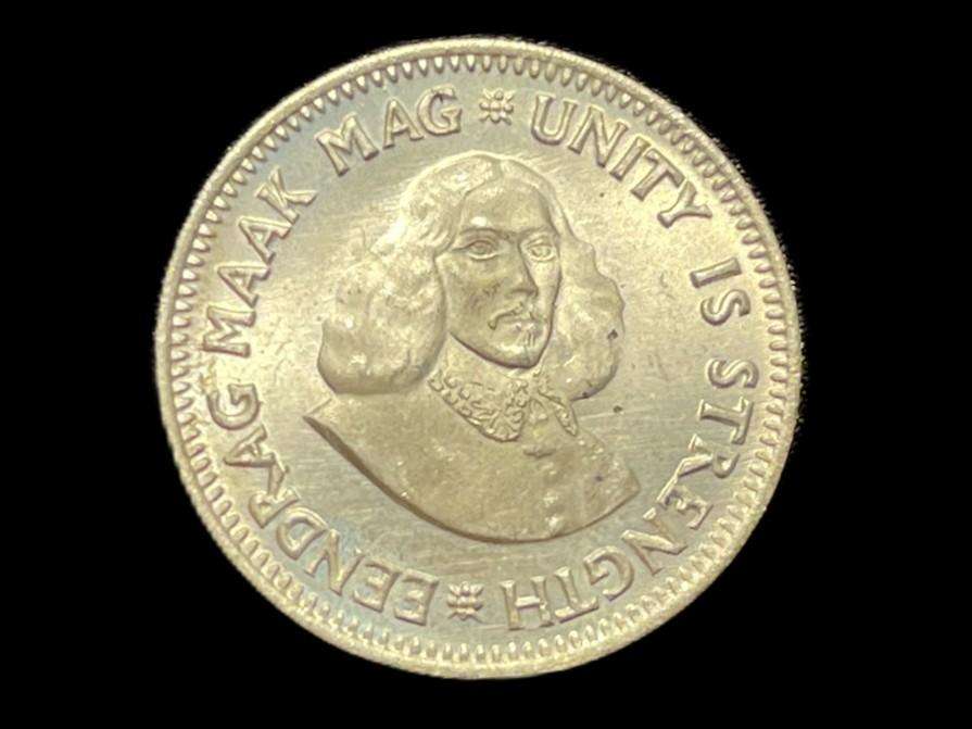 Beautiful almost certainly UNC 1961 R.S.A. silver 2 1/2 cent coin - Only 299,090 minted