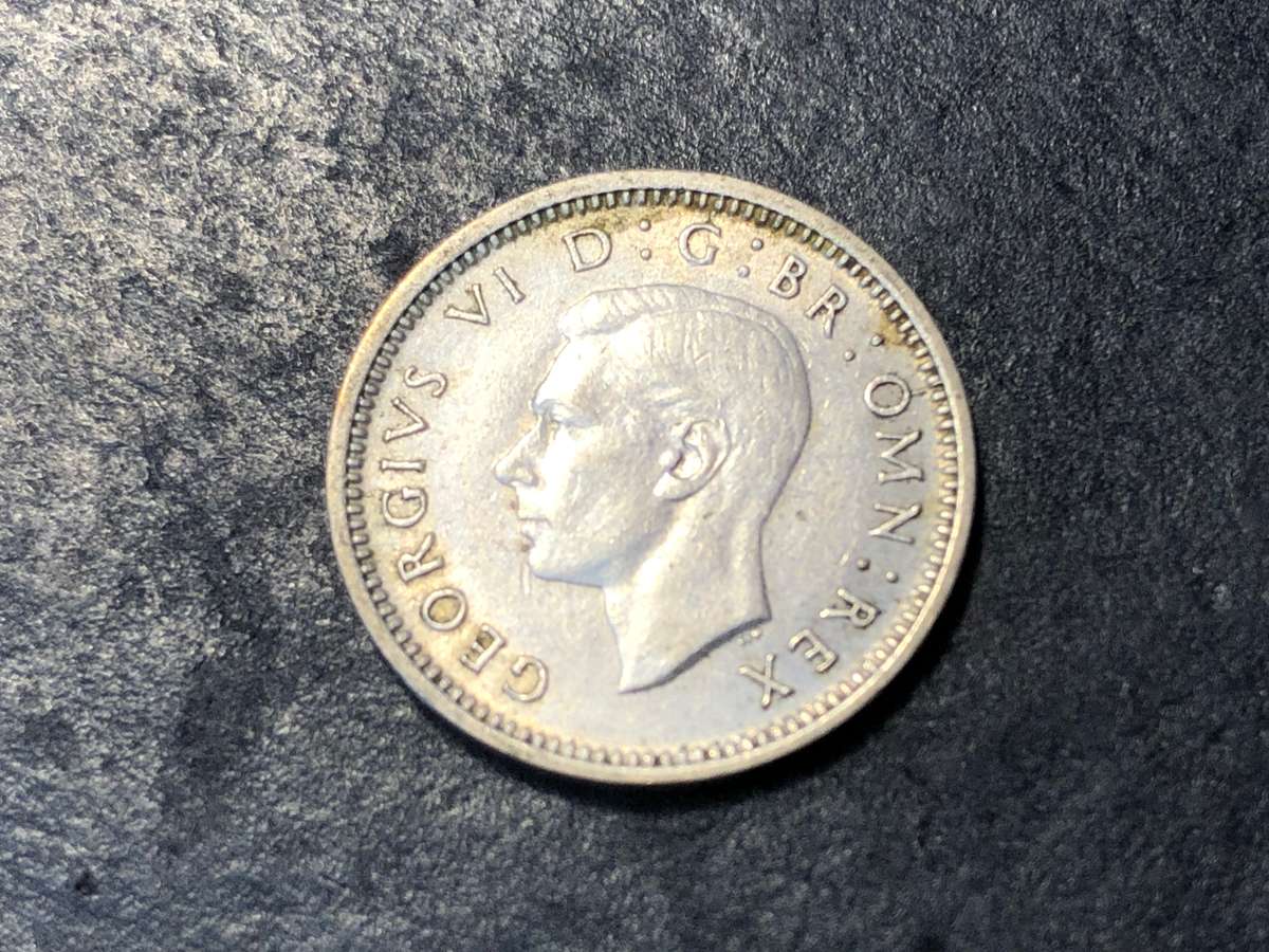 SILVER 1939 British 3 pence (tickey) coin - King George VI