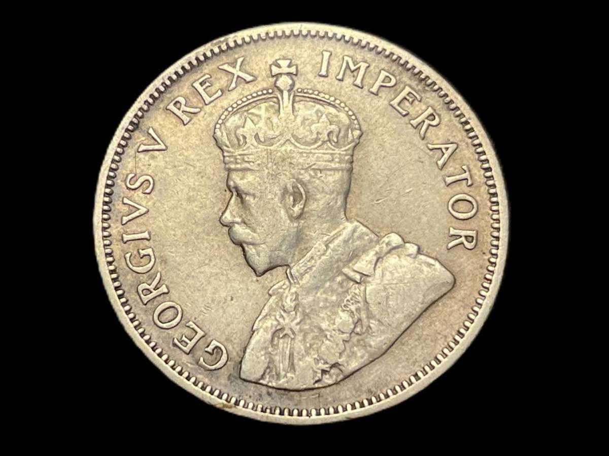 Scarce 1936 SA Union silver 1 shilling coin - Better grade