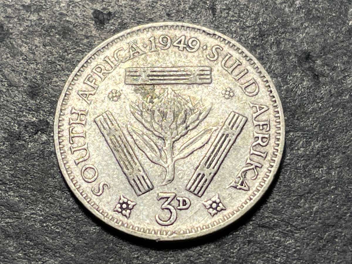 SILVER 1949 King George VI South African 3 pence (3d) coin - Tickey