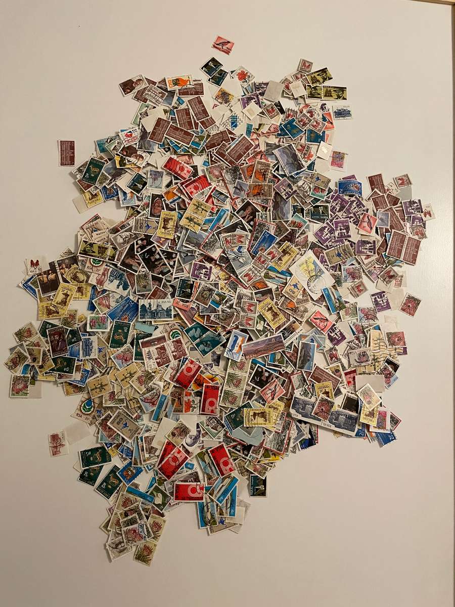 Huge collection of hundreds, if not thousands of Republic of South Africa stamps (1961 onwards)