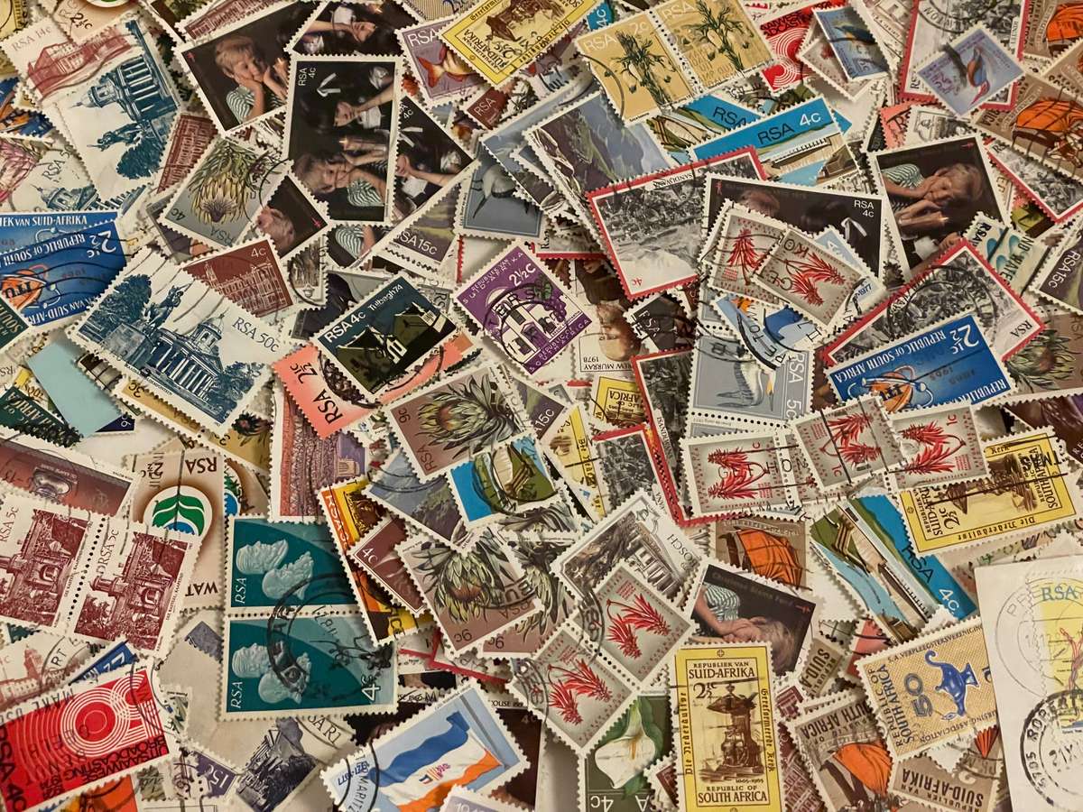 Huge collection of hundreds, if not thousands of Republic of South Africa stamps (1961 onwards)