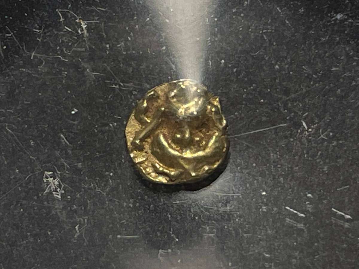 Indian Gold fanam coin NGC graded AU58 - Minted between 1638 and 1812 - Lot 2 of 2