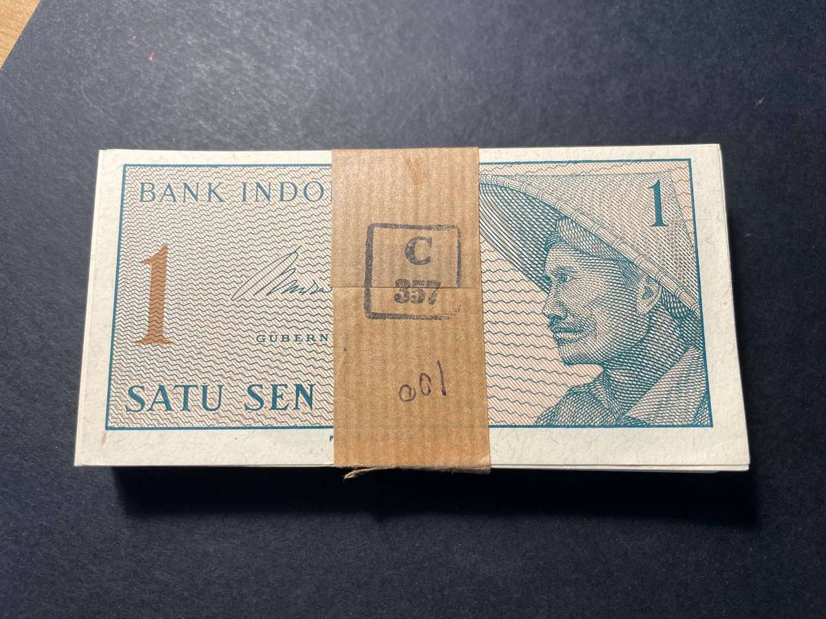 Lot of 98x Indonesia 1 Sen bank notes - All uncirculated