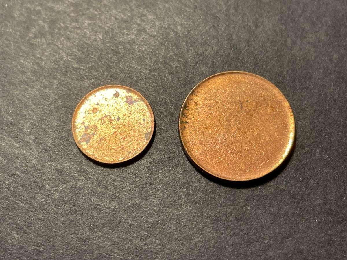 Lot of two blank South African coinage planchets - 1 cent and 5 cent (1990-2012)