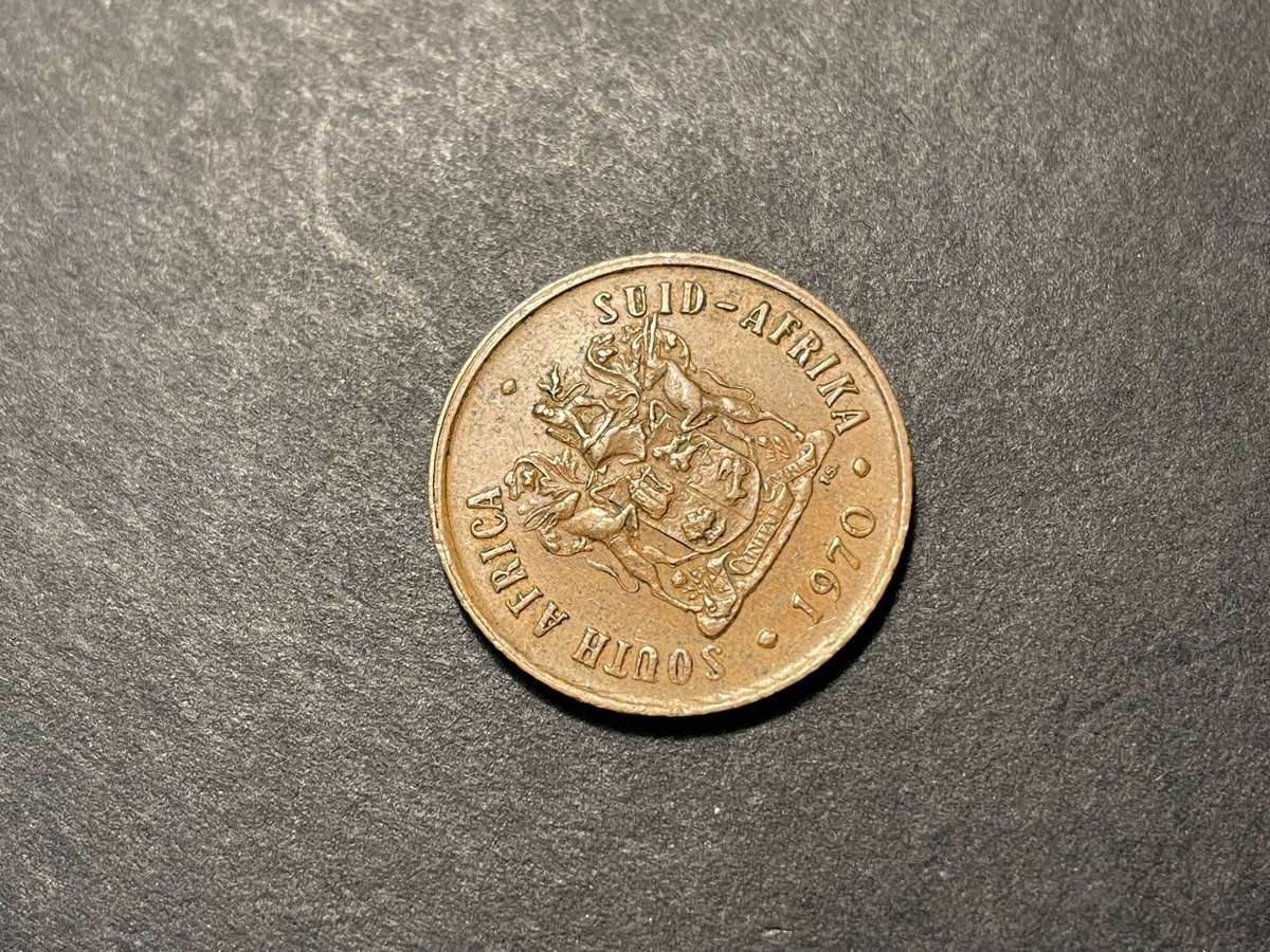 Mint error - 1970 South African 2 cent coin with rotated die error - As per photos