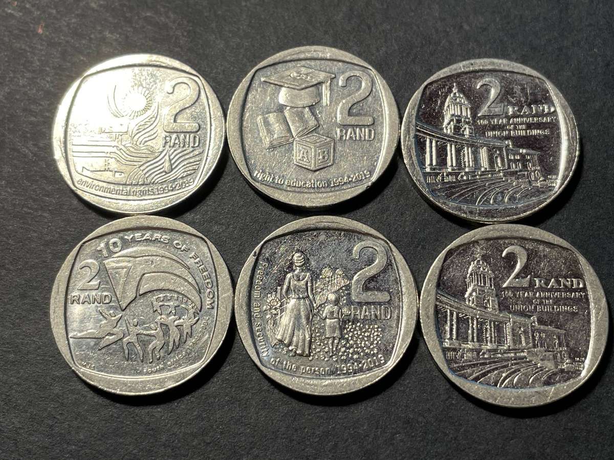 Lot of 6 different commemorative R2 coins - As per photos