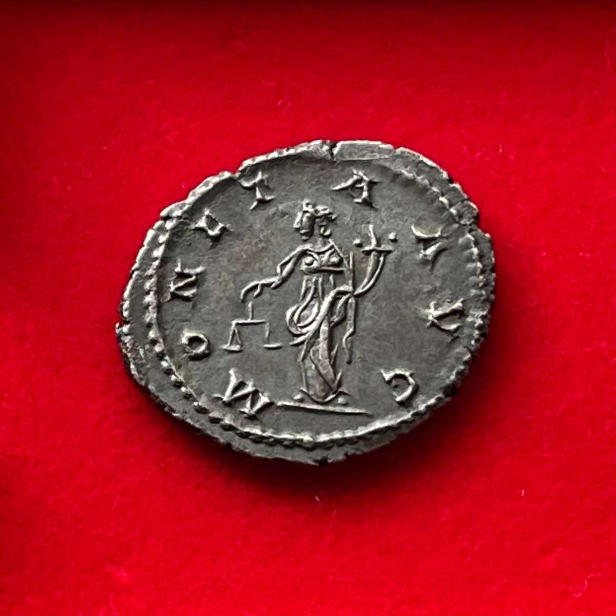 Excellent silver double denarius of the Roman emperor Postumus - As per photos