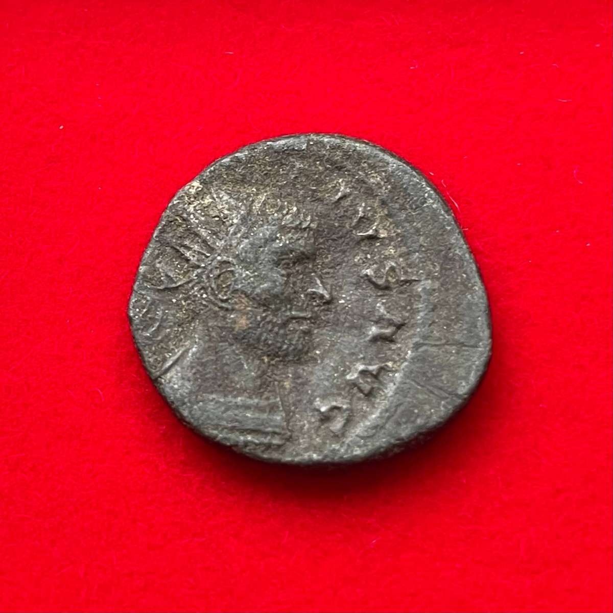 Ancient Roman debased 2 denarius coin minted around 250 to 270 AD - Possibly emperor Claudius II