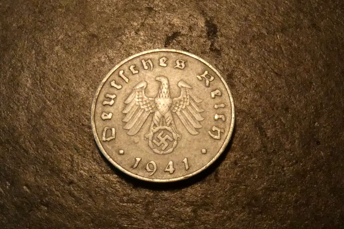 1941 Nazi Germany 10 Reichpfennig coin