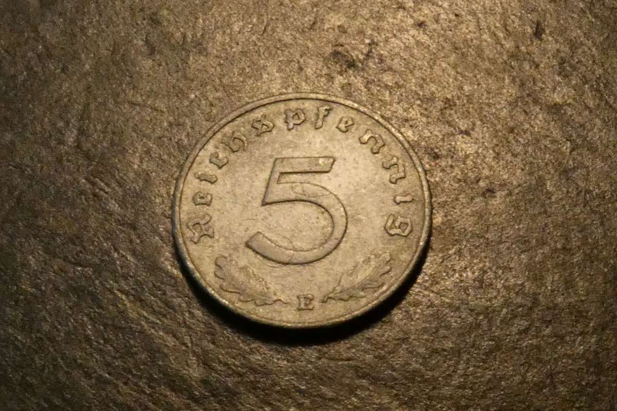 1940 World War 2 Nazi Germany 5 Reichpfennig coin