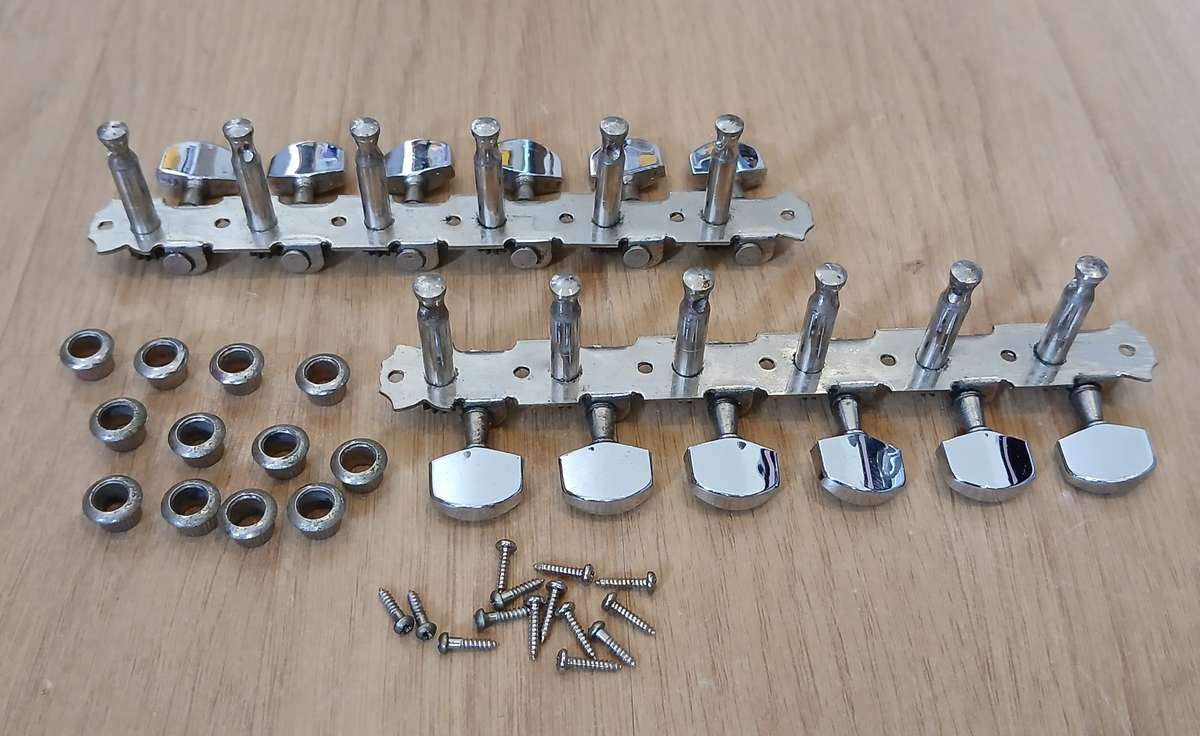 Hofner guitar - vintage 12 string tuners