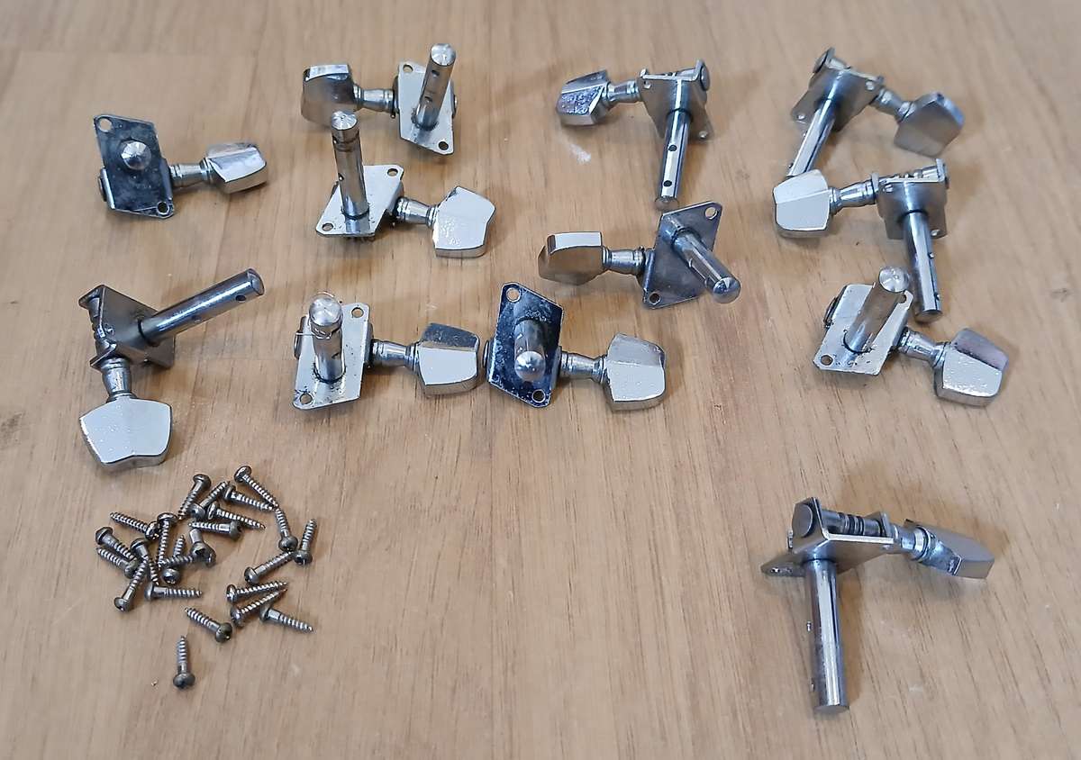 Guitar - vintage 12 string tuners