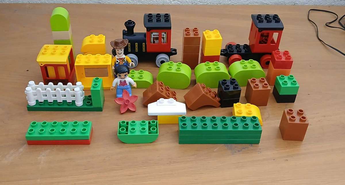 Various duplo (large lego) type items