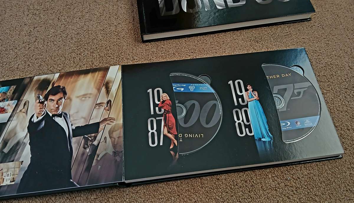 Blu-Ray disc set - 50 years of James Bond