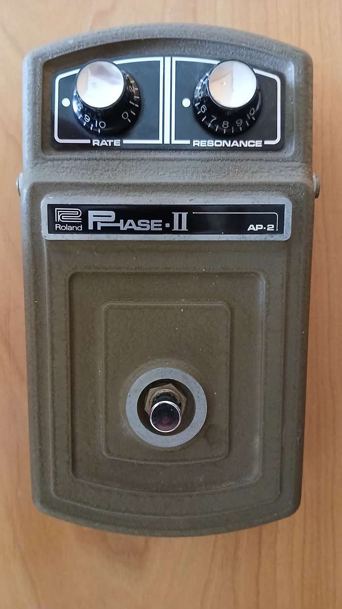 Vintage Roland AP-2 Phase II guitar pedal