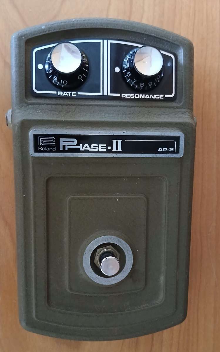 Vintage Roland AP-2 Phase II guitar pedal