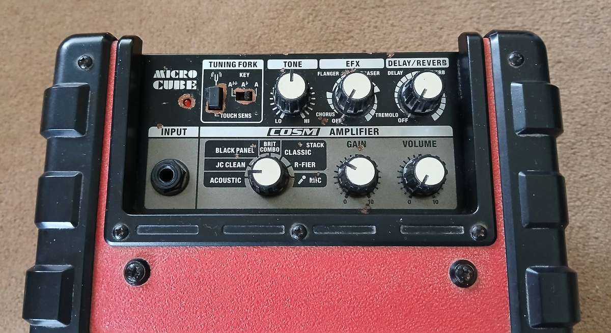 Roland Micro CUBE guitar amp