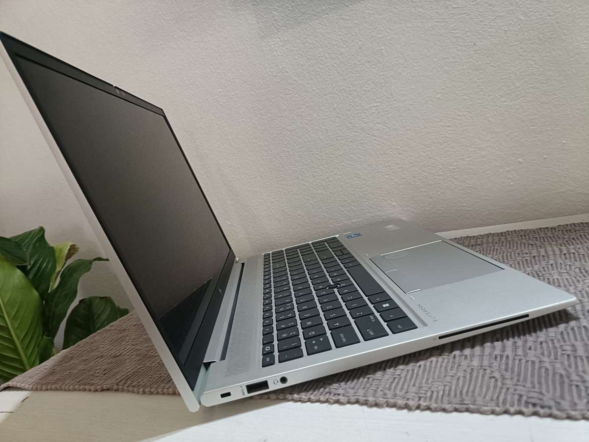 HP Elitebook 850 G8 - i5 1145G7 - 16GB Ram - 512GB SSD - 15.6`FHD - Win 11 Pro - Warranty