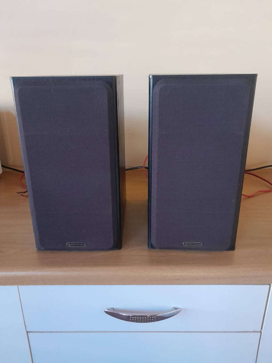 Monitor audio bronze BX2 bookshelf speakers