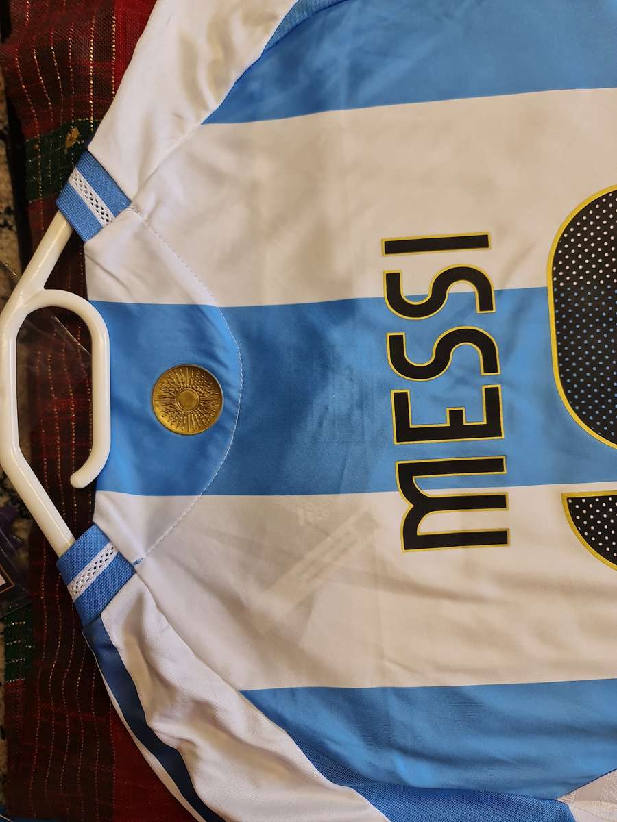 Lionel messi signed jersey with coa