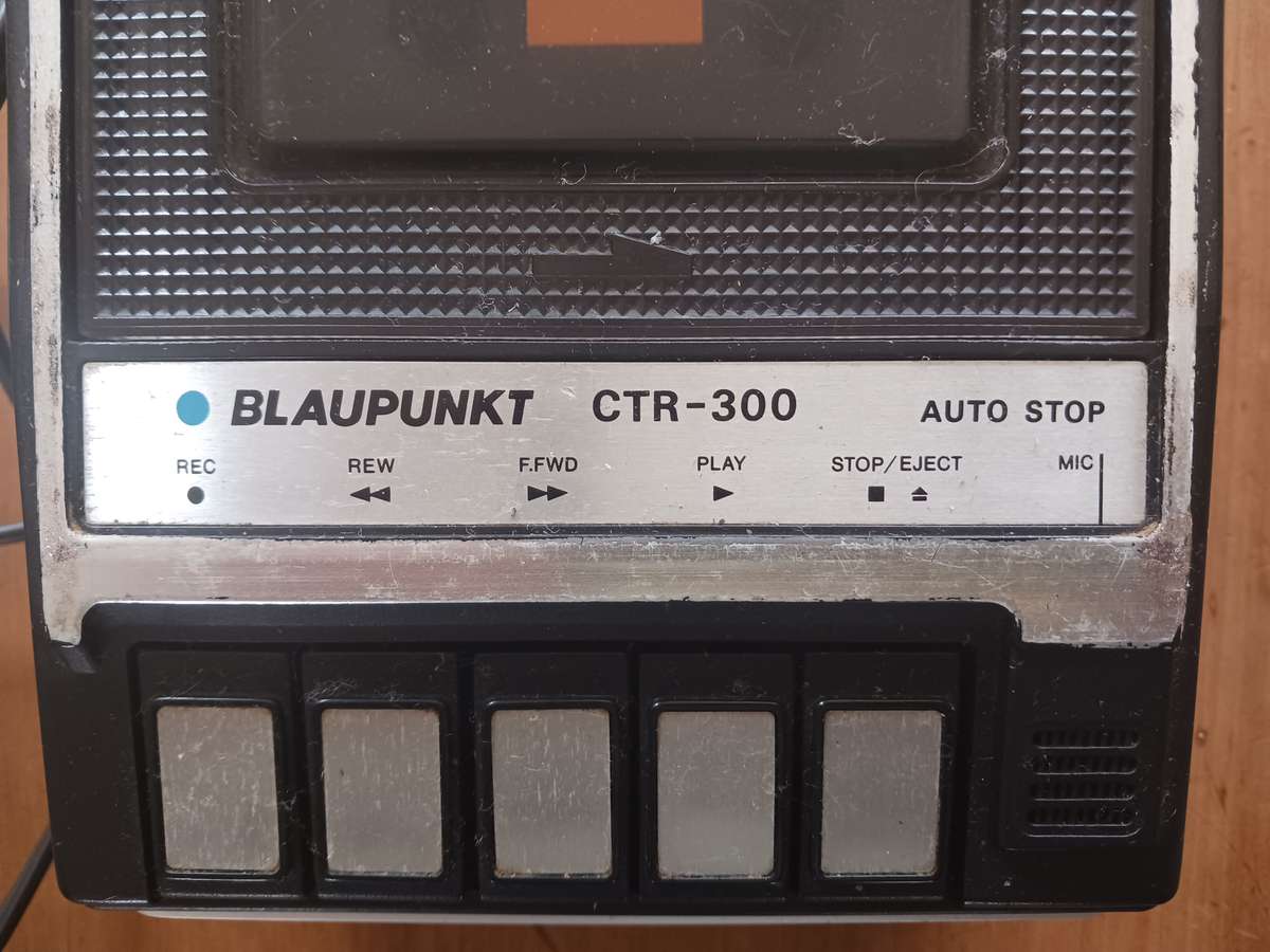 Blaupunkt CTR - 300  Portable Cassette Player/Recorder