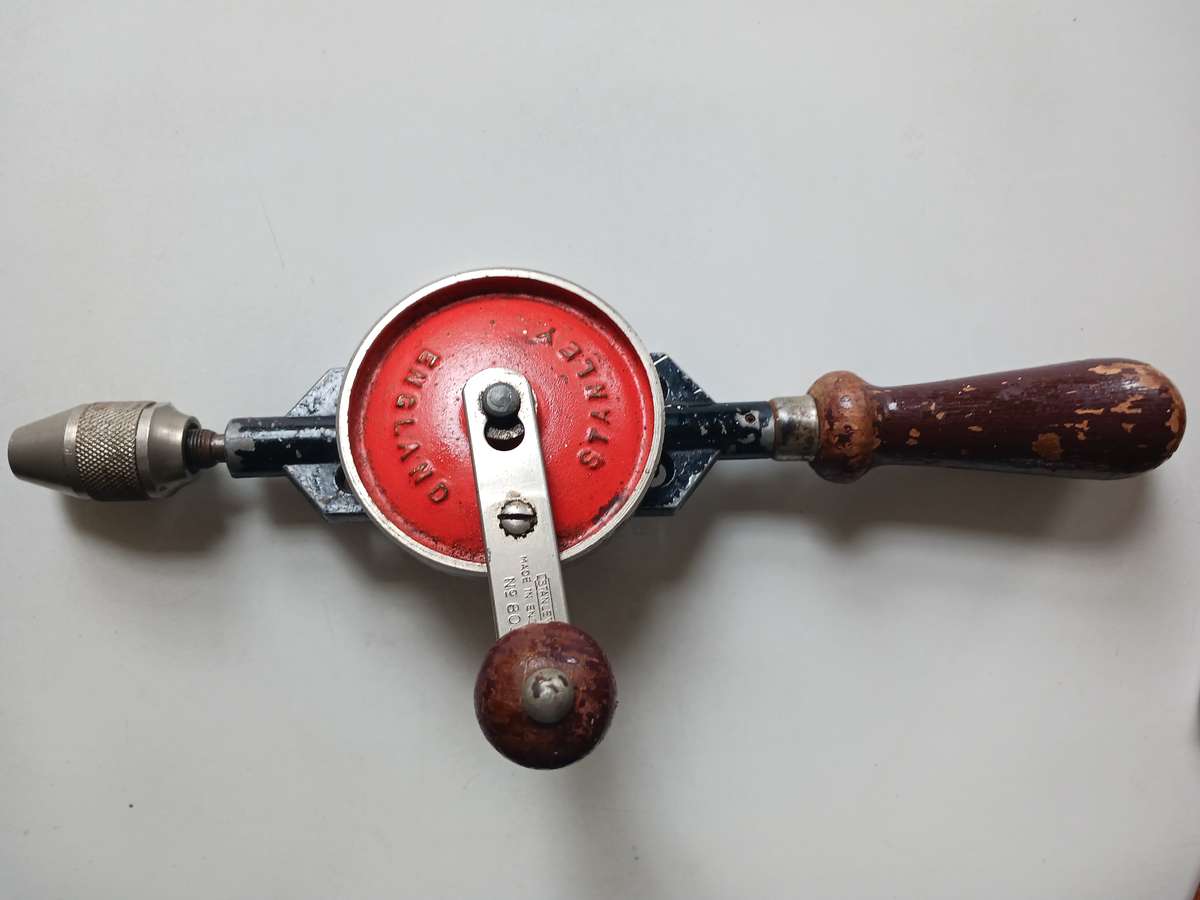 Vintage Stanley Hand Drill Made in England No. 803 ( in good condition )